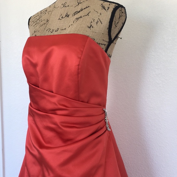 David’s Bridal bridesmaids dress size 10 - Picture 1 of 7